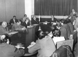Conferencia de prensa sobre los hospitales provinciales