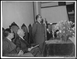 Conferencia del Dr. Herbert Olivecron