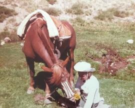 Irene Braz Marques junto a su caballo “Zorro”